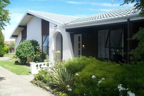 Photo of property in 16 Westmont Street, Ilam, Christchurch, 8041