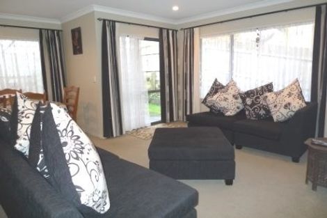 Photo of property in 80 Erlestoke Crescent, Churton Park, Wellington, 6037