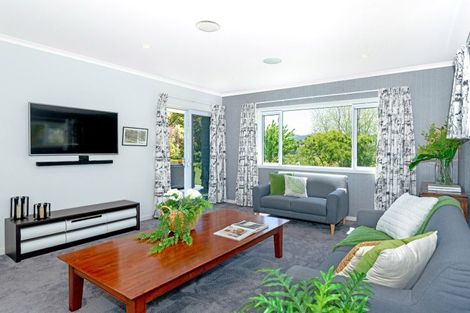 Photo of property in 24 Charteris Rise, Riverdale, Gisborne, 4010