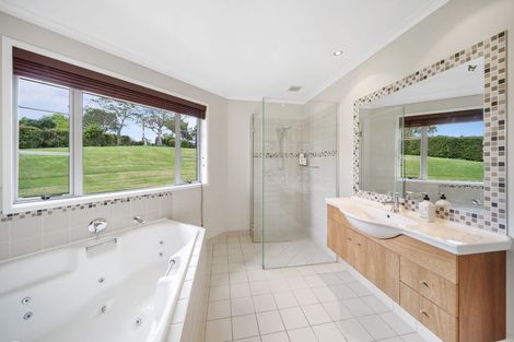 Photo of property in 91 Kaipara Road, Papakura, 2582