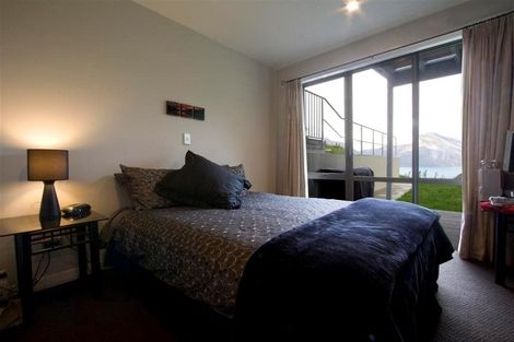 Photo of property in 6b Miller Place, Sunshine Bay, Queenstown, 9300