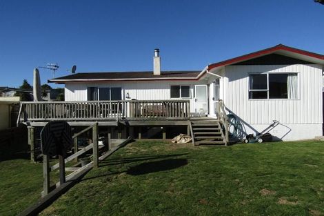 Photo of property in 69 Tamatea Road, Taupo, 3330