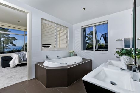 Photo of property in 8 Pacific Cliffs Drive, Gulf Harbour, Whangaparaoa, 0930