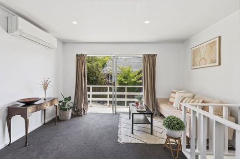 Photo of property in 1b Sandhurst Way, Crofton Downs, Wellington, 6035