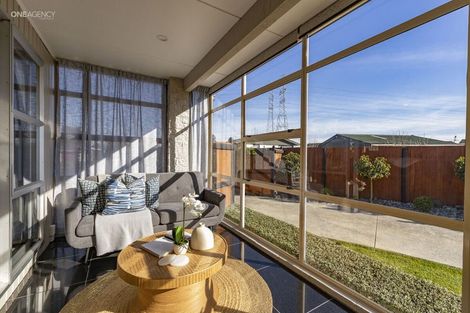 Photo of property in 8 Springmead Place, Hornby, Christchurch, 8042