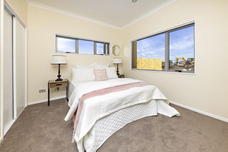 Photo of property in 39c Senator Drive, Manurewa, Auckland, 2105