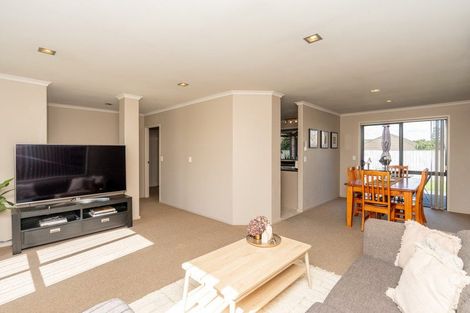 Photo of property in 25 Thomas Road, Huntington, Hamilton, 3210