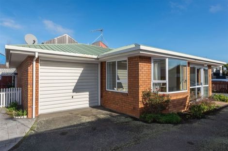 Photo of property in 1/5 Broadbent Street, Riccarton, Christchurch, 8041