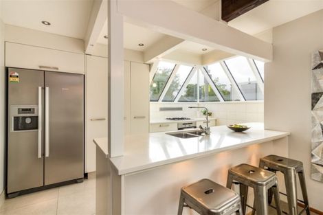 Photo of property in 96 Rossall Street, Merivale, Christchurch, 8014