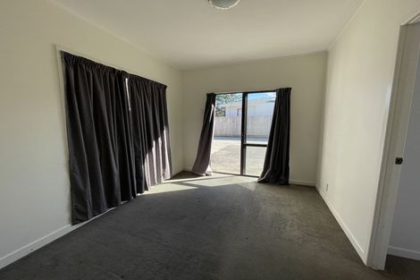 Photo of property in 1/12 Tonar Street, Northcote, Auckland, 0627