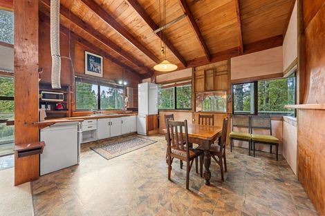 Photo of property in 14 Te Aute Ridge Road, Waitakere, Henderson, 0781