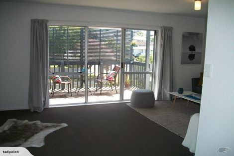 Photo of property in 24 Garton Drive, Massey, Auckland, 0614