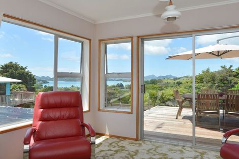 Photo of property in 17 Scott Avenue, Otaki Beach, Otaki, 5512