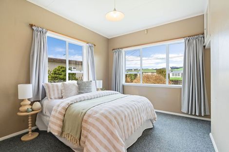 Photo of property in 3 Winchester Street, Levin, 5510