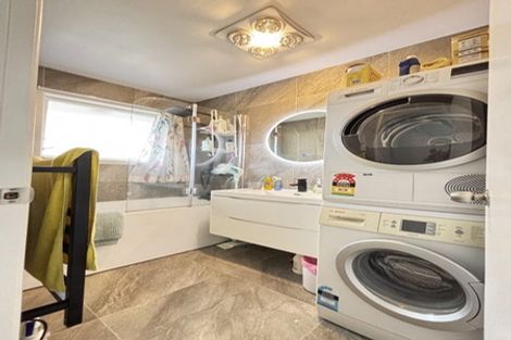 Photo of property in 3/35 Brixton Road, Mount Eden, Auckland, 1024