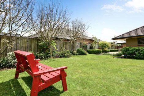 Photo of property in 8 The Peninsula, Huntington, Hamilton, 3210