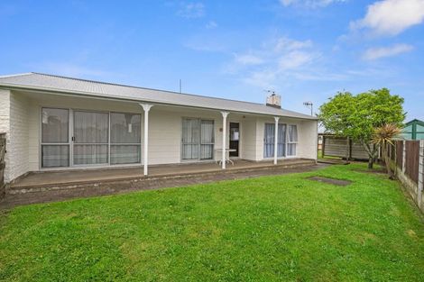 Photo of property in 30 Browning Crescent, Owhata, Rotorua, 3010