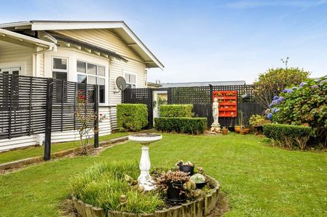 Photo of property in 8 Lincoln Street, Patea, 4520