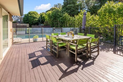 Photo of property in 5 Seymour Road, Mellons Bay, Auckland, 2014