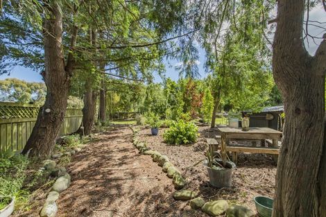 Photo of property in 16 Bay Road, Oxford, 7430