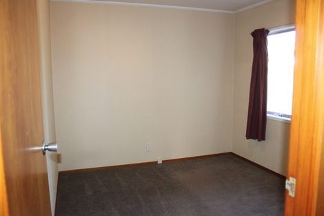 Photo of property in 21 Lisa Rise, Half Moon Bay, Auckland, 2012