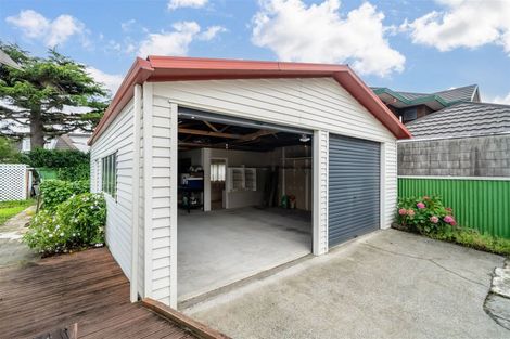Photo of property in 57 Pohutukawa Street, Woburn, Lower Hutt, 5010