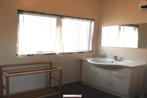 Photo of property in 19d London Street, Dunedin Central, Dunedin, 9016