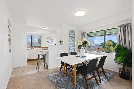 Photo of property in 1/12 Sunnyfield Crescent, Glenfield, Auckland, 0629