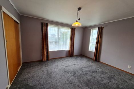 Photo of property in 18 Medina Crescent, Parklands, Christchurch, 8083