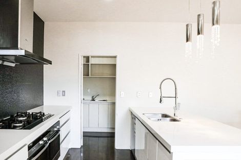 Photo of property in 21 Loughros Place, Pinehill, Auckland, 0632