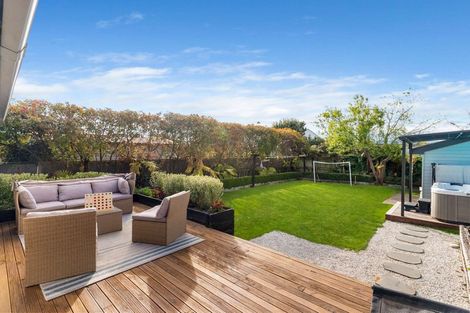 Photo of property in 142 Pacific Road, North New Brighton, Christchurch, 8083