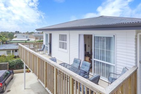 Photo of property in 58 Bay Street, Red Beach, 0932
