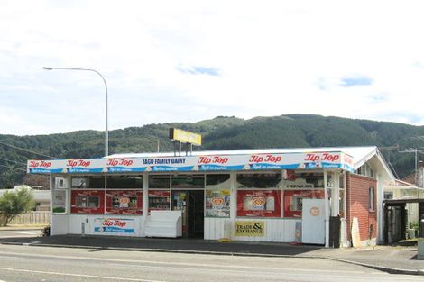 Photo of property in 245 Fergusson Drive, Heretaunga, Upper Hutt, 5018