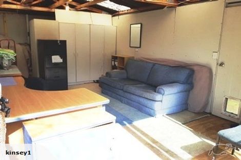 Photo of property in 32 Durham Crescent, Fairfield, Lower Hutt, 5011