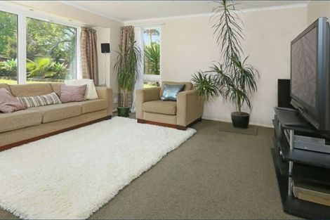 Photo of property in 61 Oreil Avenue, West Harbour, Auckland, 0618