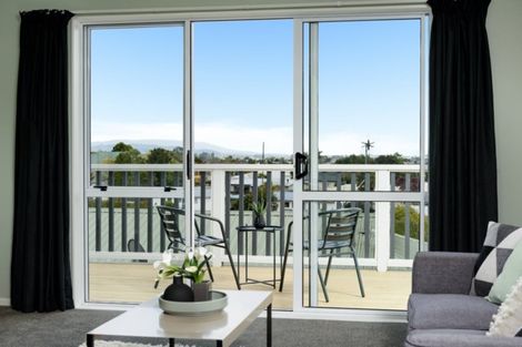Photo of property in 35b Meander Drive, Welcome Bay, Tauranga, 3112