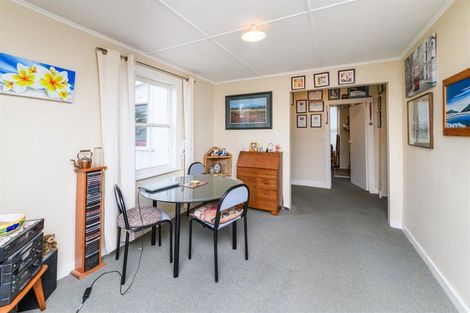 Photo of property in 9 Oxford Street, Marton, 4710