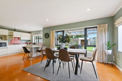 Photo of property in 114 Endeavour Avenue, Flagstaff, Hamilton, 3210