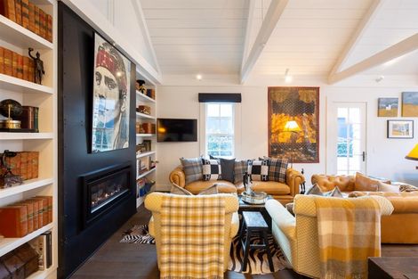 Photo of property in 32 Flynn Lane, Arrowtown, 9302