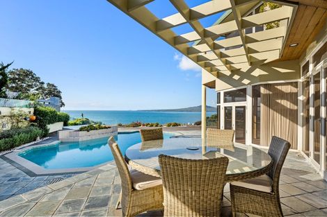 Photo of property in 1/1a Clifton Road, Hauraki, Auckland, 0622