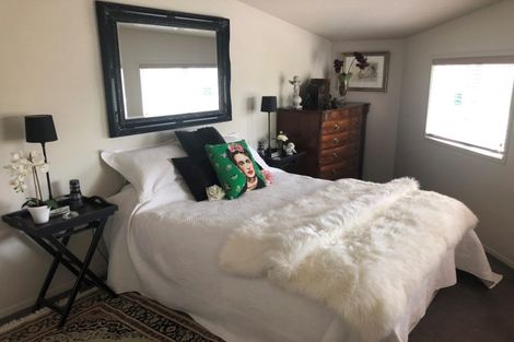 Photo of property in Grace Square, 81i Vermont Street, Ponsonby, Auckland, 1011