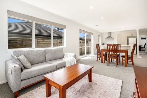 Photo of property in 5 Mooring Close, Whitby, Porirua, 5024