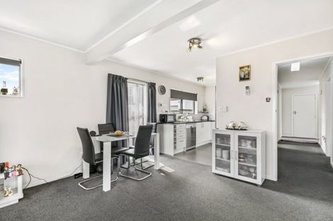 Photo of property in 2/79 Clark Road, Pahurehure, Papakura, 2113