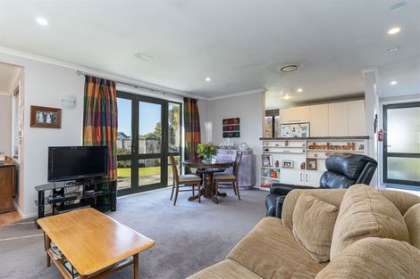 Photo of property in 22c Lansdowne Crescent, Lansdowne, Masterton, 5810