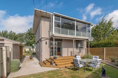 Photo of property in 2 Emlyn Place, Avondale, Christchurch, 8061