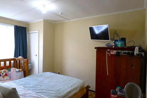 Photo of property in 15 Fisk Street, Naenae, Lower Hutt, 5011