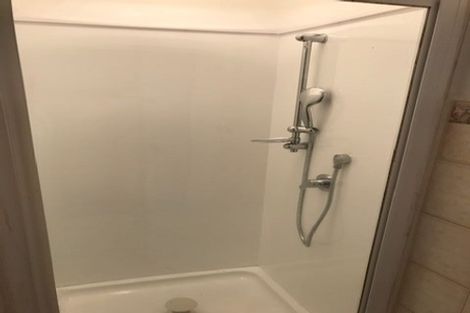 Photo of property in 7 Waiteata Road, Kelburn, Wellington, 6012