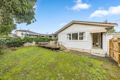 Photo of property in 2/21 Gardner Avenue, New Lynn, Auckland, 0600