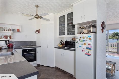 Photo of property in 166 Harbour Road, Ohope, 3121