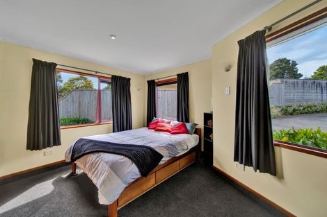 Photo of property in 12 Russell Drive, Oakura, 4314